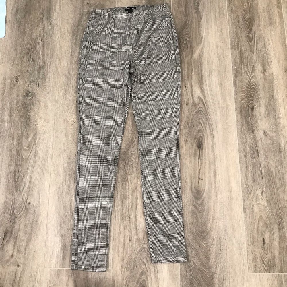 plaid leggings never worn